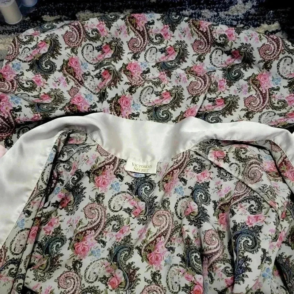 Vintage 90s Victoria’s Secret Gold Label Floral Paisley Kimono Robe - Picture 6 of 6